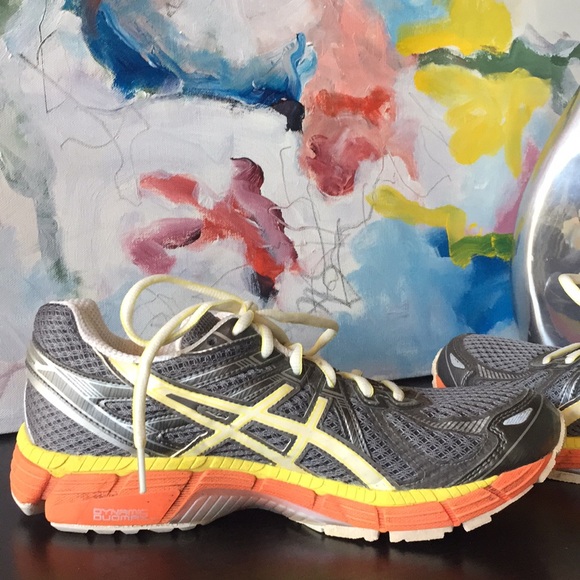 ASICS GT -2000 with Gore-tex - Picture 3 of 7